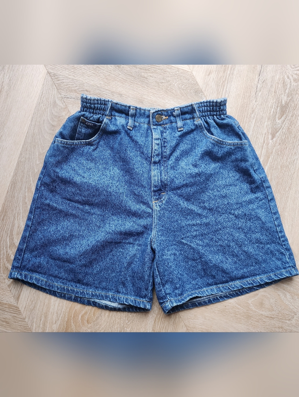 Vintage High Rise Lee Jean Shorts ! 1980s